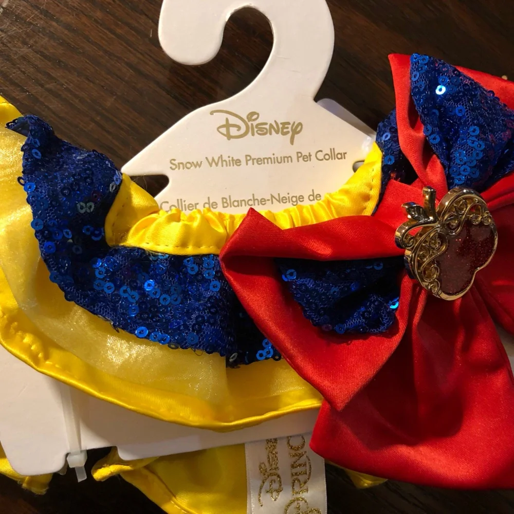 Pet Disney Snow White Premium PET COLLAR